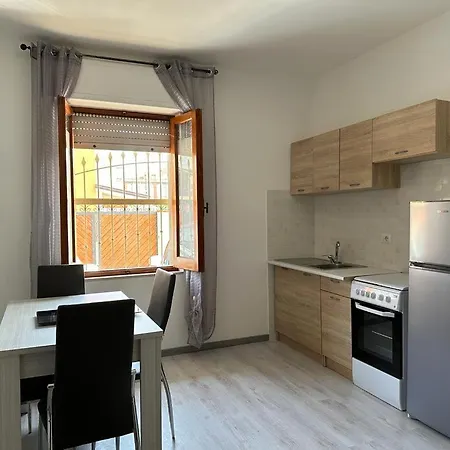 Monolocale In Centro Apartment Tortoli